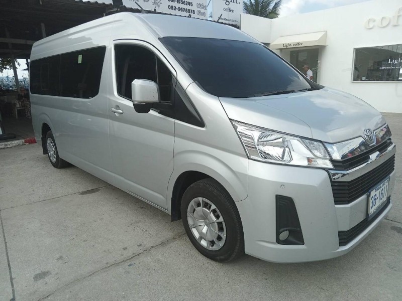 minibus transfer hkt airport